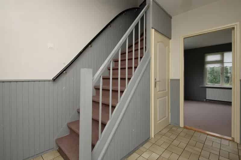 Vrijstaande woning met bijgebouwen Nijkerkerveen