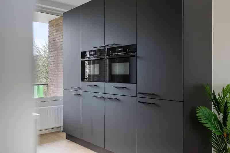 Te Koop: Instapklare 3-kamerwoning Lombardijen Rotterdam