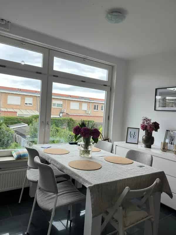 Royaal woonhuis Heugemerveld nabij Ceramique 3 slaapkamers tuin