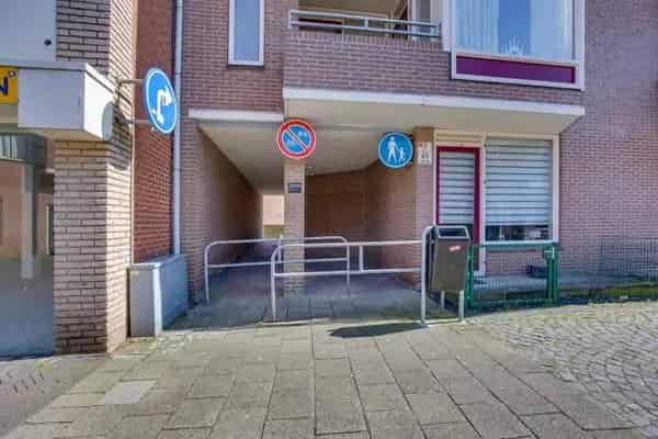 3-Kamer Appartement Nabij Centrum