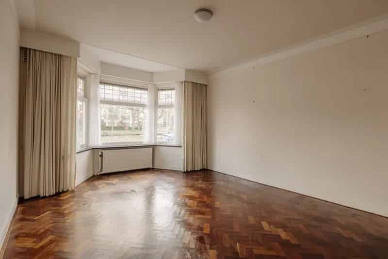 Herenhuis Amsterdam Zuid 6 slaapkamers 3 badkamers grote tuin