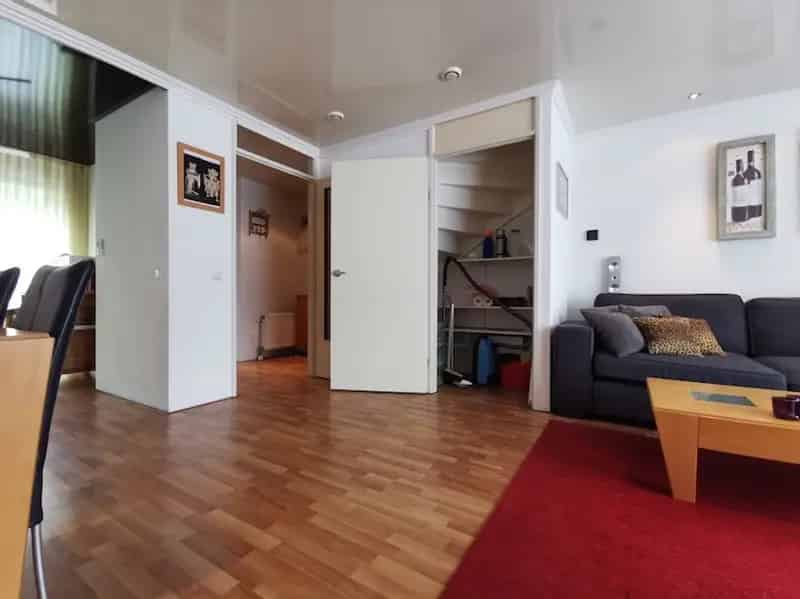 Ruime gezinswoning 4 slaapkamers Nieuw Vennep