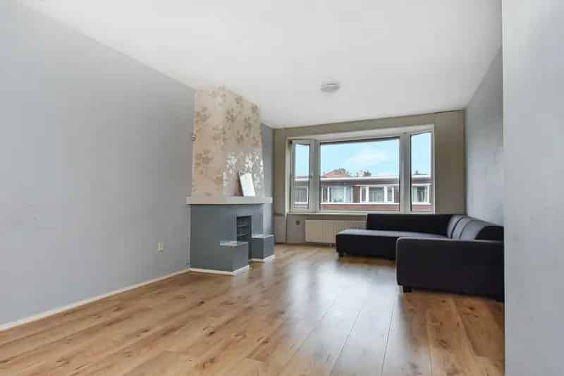 Ruime 4 Kamer Top Etage Appartement Den Haag