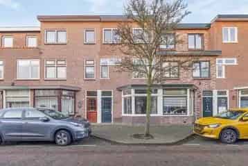 Te Huur 6 Kamer Tussenwoning IJmuiden