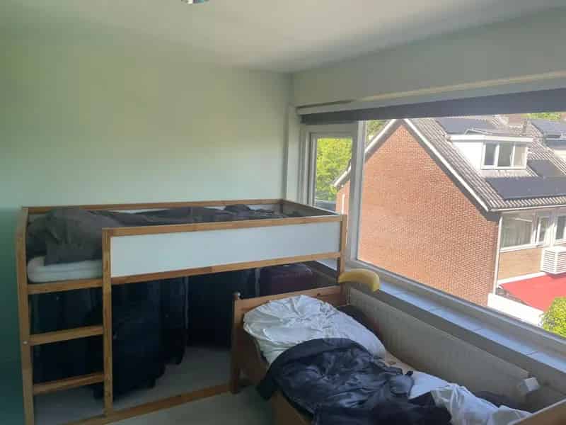 ROOM AVAILABLE AT DIEMEN