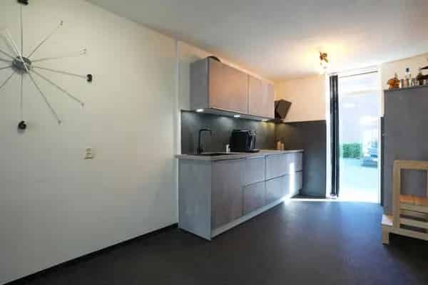 Gezinswoning Eygelshoven 3 slaapkamers garage tuin zonnepanelen