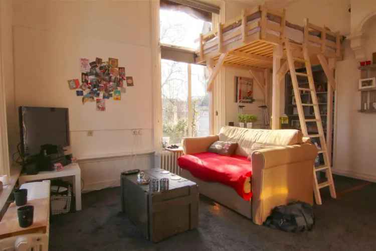 Ruime kamer 19m2 nabij station Zuiderpark