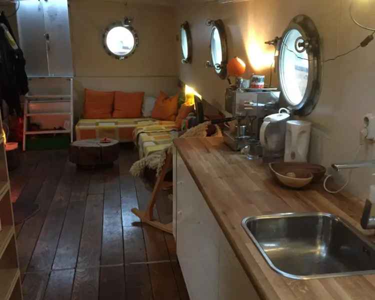 Tinyhouse Rotterdam Centrum - Drijvende woning met ligplaats