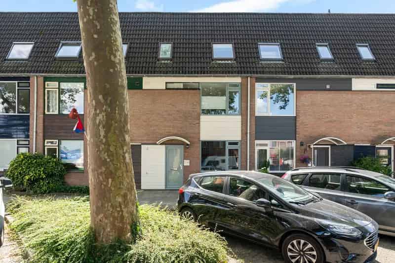 Huis te koop Zoetermeer Seghwaert: Sfeervolle splitlevel woning met dakterras