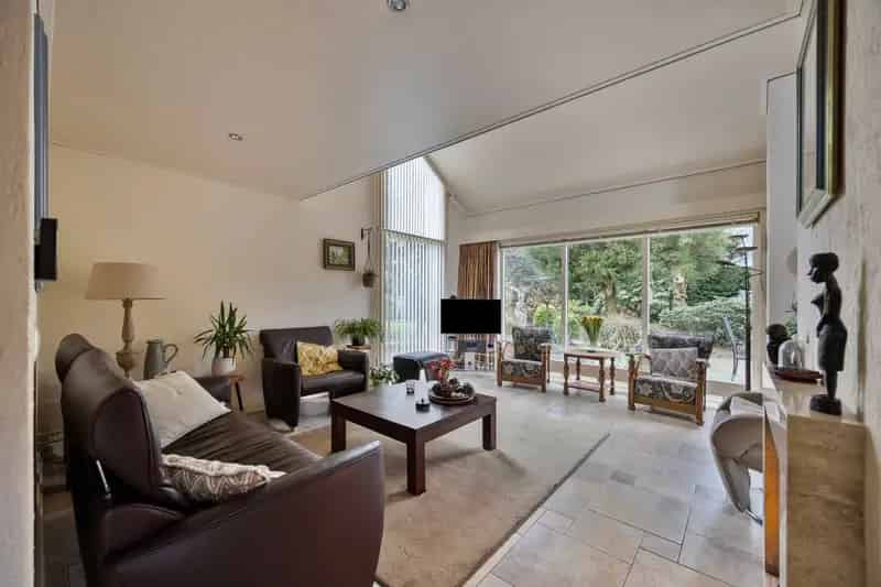 Semi-bungalow te koop Zundert Laarpark