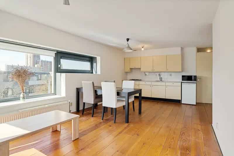 3 Kamer Appartement Kralingen West Lift Balkon Vrij Uitzicht