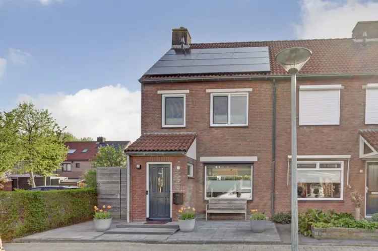 Instapklare Hoekwoning Zwaag 4 Slaapkamers Zonnepanelen