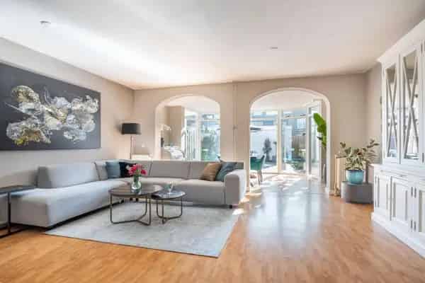 Ruime Tussenwoning Princenhage 4 slaapkamers Luxe Badkamer Dakterras