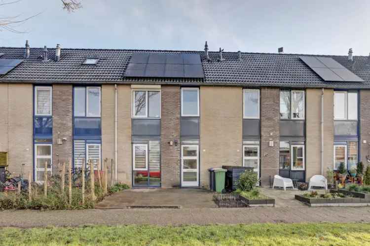 Zeewolde Zuid 4 Slaapkamers Middenwoning Nabij Park Strand Bos