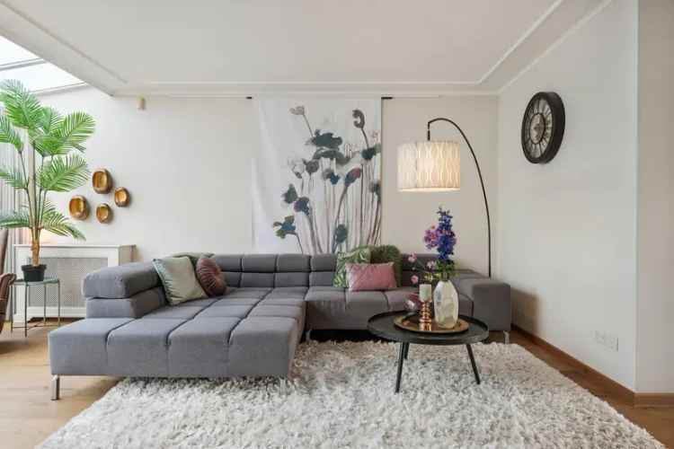 5 Kamerwoning Zwanenburg Ruim Terras Garage 125m2