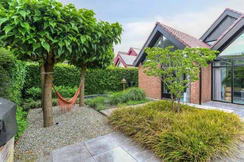 Huis te koop Bergschenhoek 3 slaapkamers moderne keuken tuin