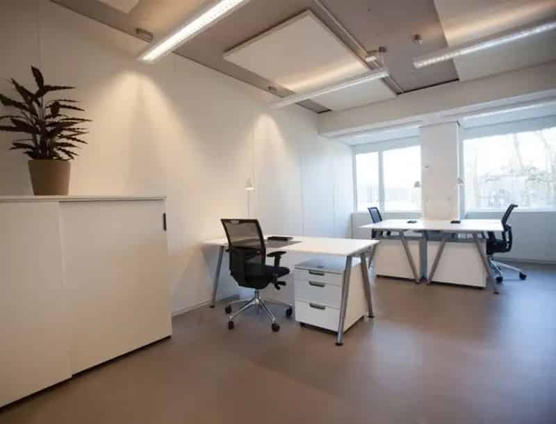 Privékantoor 3-4 Personen  Snel Internet  Administratieve Ondersteuning