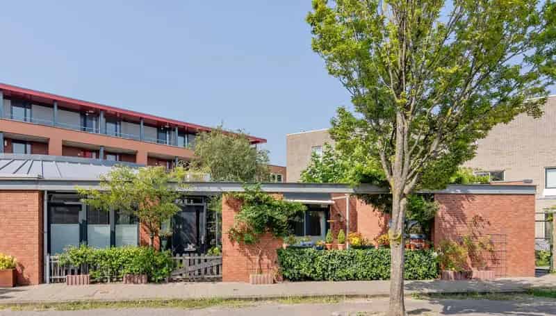 Huis te koop: L. Springerstraat 95 1992 CE Velserbroek | Funda