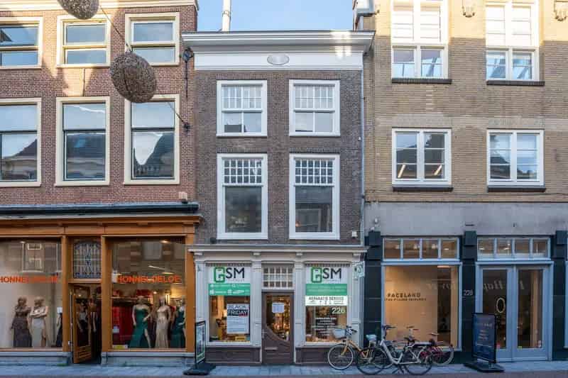Appartement Leiden Haarlemmerstraat 71m2 Dakterras Gerenoveerd