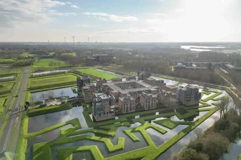 Kasteelwoning te koop in Leliënhuyze Den Bosch