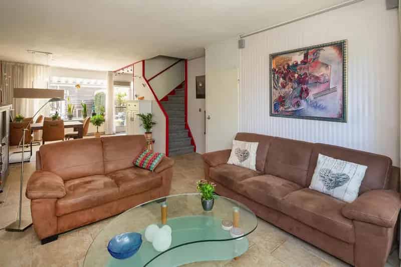 Eengezinswoning Drievliet 3 slaapkamers zonnige tuin 123m2