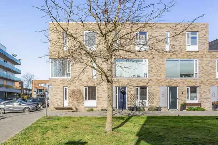 Modern Hoekhuis Rotterdam 3 Slaapkamers Ruim Terras 2 Park Plaatsen Energielabel A