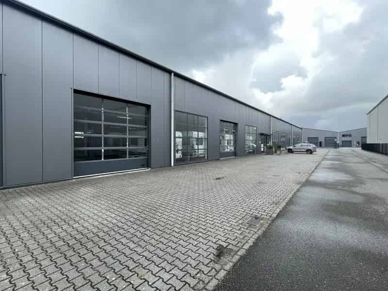 Bedrijfshal Aalsmeer | Zoek bedrijfshallen te huur: Legmeerdijk 169-A 1432 KA Aalsmeer 