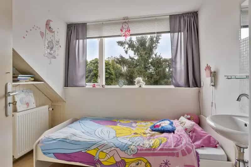 Ruime 5 Slaapkamer Hoekwoning De Meern