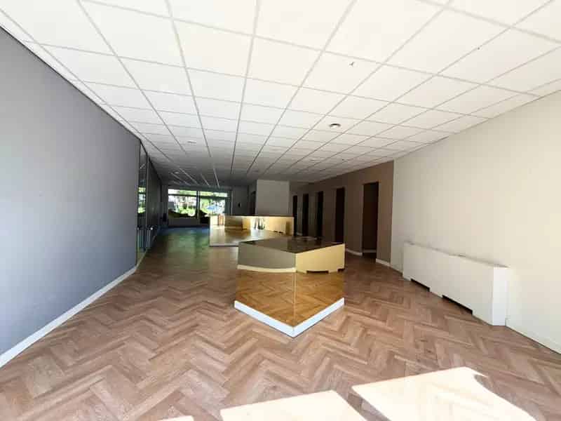 Bedrijfsvastgoed Te Huur , 8, Jan van Kuikweg, Beverwijk, Noord-Holland