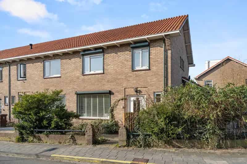 Hoekwoning Ede Centrum 5 Slaapkamers Riante Tuin Jacuzzi