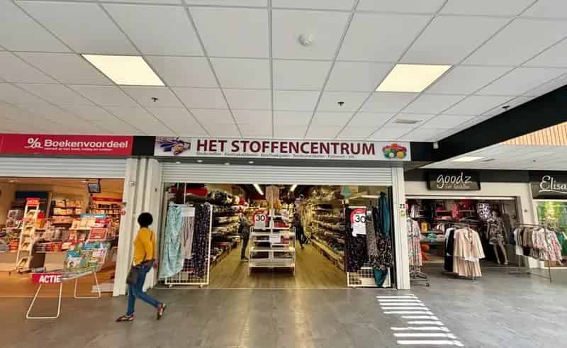 Winkelruimte te Huur Hoogezand Winkelcentrum De Hooge Meeren