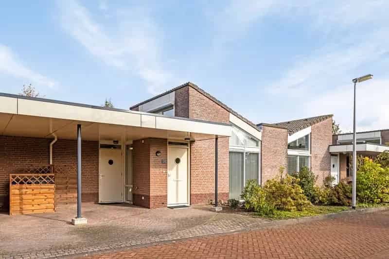 Bungalow te koop Drunen: Ruime woning nabij natuur en voorzieningen