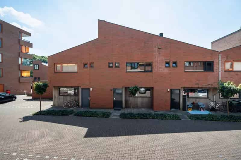 Huis te koop: Zellingstraat 23 3195 GV Pernis Rotterdam 