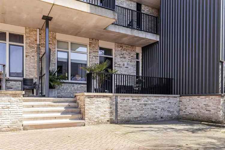 Appartement Te Koop , 30, Voorstraat, Klaaswaal, Zuid-Holland