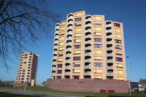 Appartement zonder kinderen toegestaan met eigen parkeerplaats