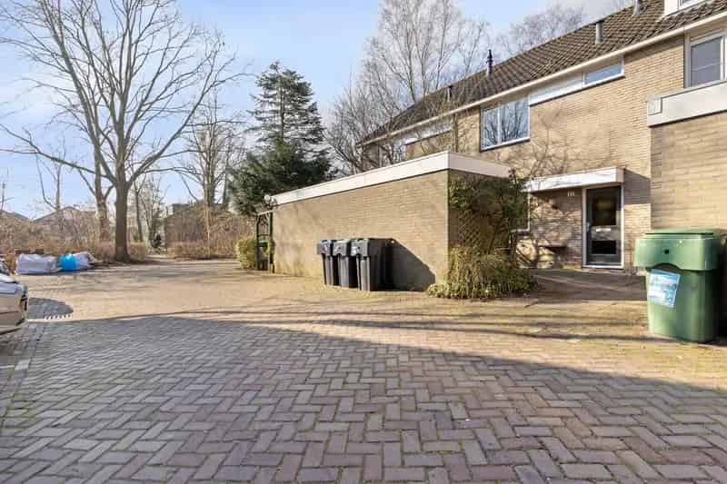Huis te koop Leiden Merenwijk: 3 slaapkamers, zonnige tuin, opfris nodig