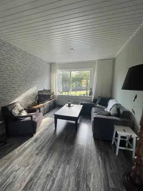 Galerijflat Zwolle 77m2 3 kamers te huur per 1 april 2025