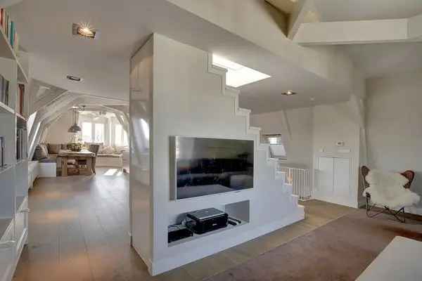Luxe bovenhuis Nassaukade 180m2 met dakterras