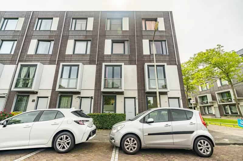 Ruime 4 Slaapkamers Eengezinswoning Den Haag Vrederust