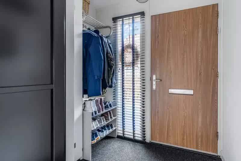 Hoekwoning Kernhem: Ruime 3-slaapkamer woning met uitbouw