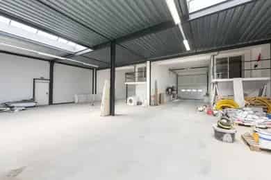 Bedrijfsruimte te huur Spijkenisse 680m2 Kantoor 100m2