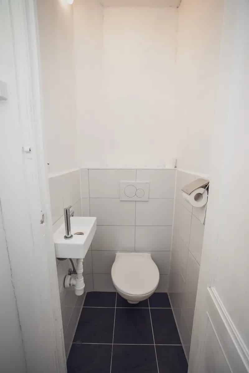 Ruim appartement Rotterdam 3 kamers Privétuin Nabij OV