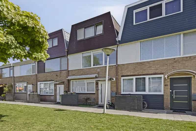 5 Slaapkamers Ruime Gezinswoning Energielabel A Zaandam