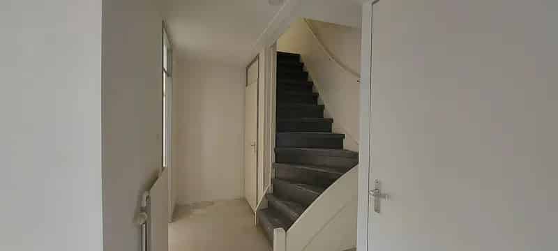 Geringevoerde woning Tuindorp de Kievit 3 slaapkamers garage