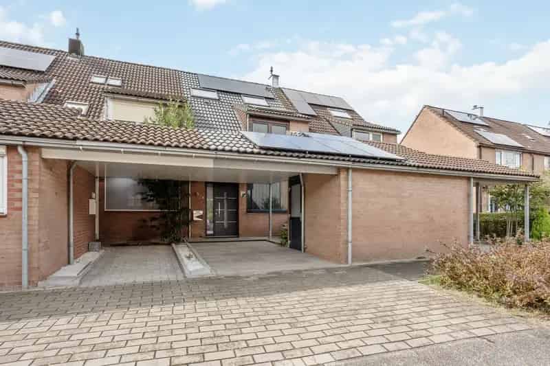 Huis te koop: Jan de Geusrede 21 2901 CN Capelle aan den IJssel | Funda