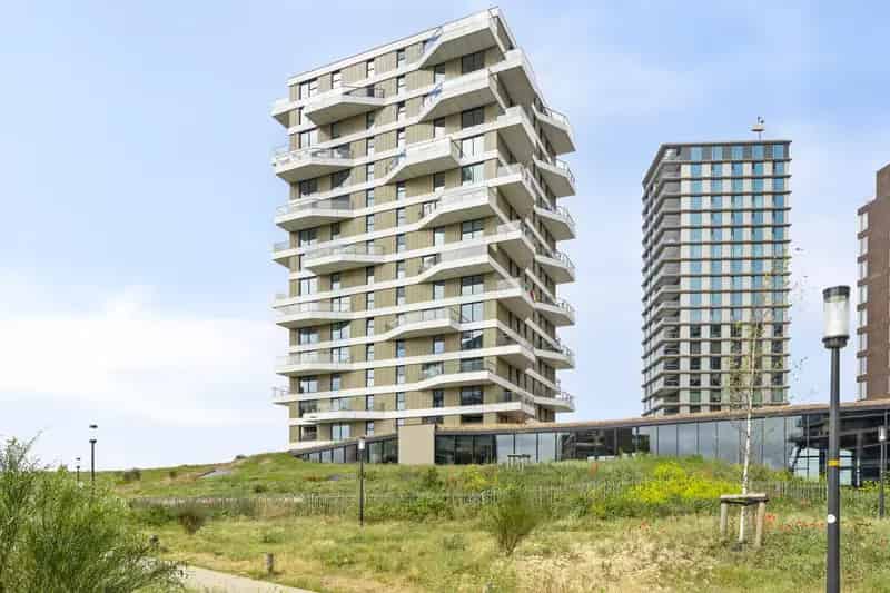 Luxe appartement Almere Duin 16e verdieping 3 slaapkamers 2 balkons