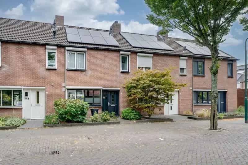 Huis te koop: Schoorveken 5 5121 NJ Rijen | Funda