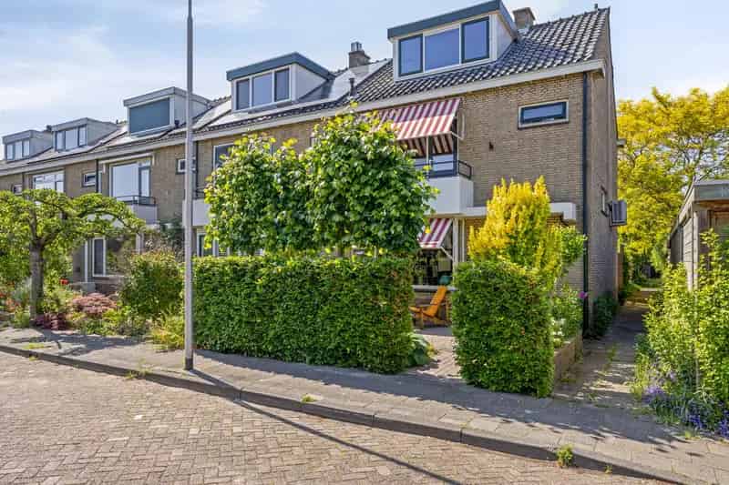Huis te koop Nieuwveenstraat Nootdorp 5 slaapkamers