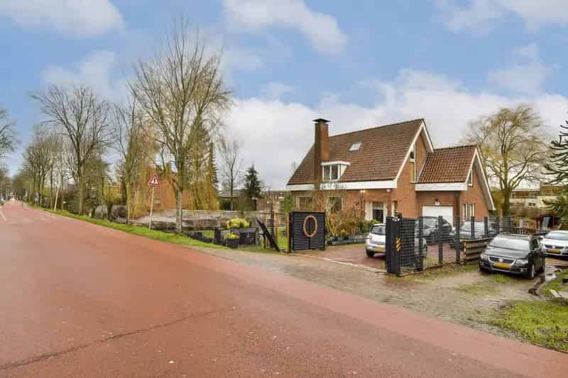 Vrijstaande Villa Amsterdam Sloterweg 4 slaapkamers 3 badkamers