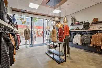 212 m2 Winkelruimte te Huur Helmond Toplocatie